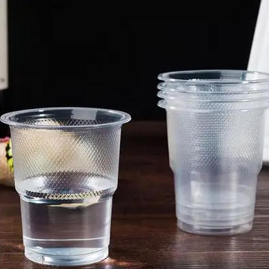 Les machines de moulage de plastique innovantes propulsent la fabrication du futur