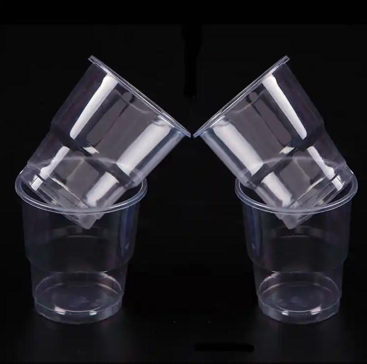 Les équipements de thermoformage professionnels vous aident à gagner efficacement