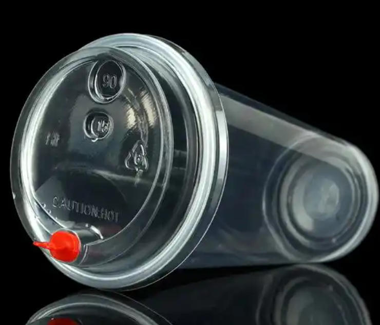 Les équipements de thermoformage professionnels vous aident à gagner efficacement