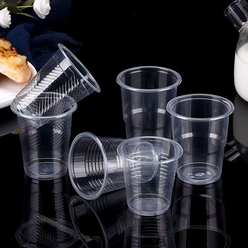 Plastique, le monde, créez sans limite ! Les équipements de thermoformage Ruisu sont largement utilisés.